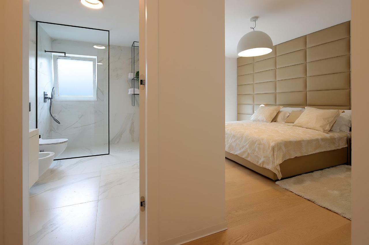 Stylish Apartment 100 M From The Beach Opatija Ngoại thất bức ảnh