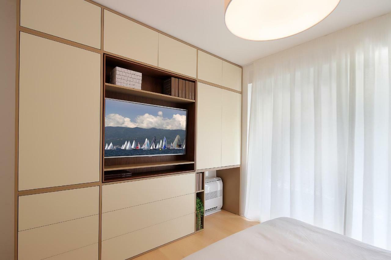 Stylish Apartment 100 M From The Beach Opatija Ngoại thất bức ảnh